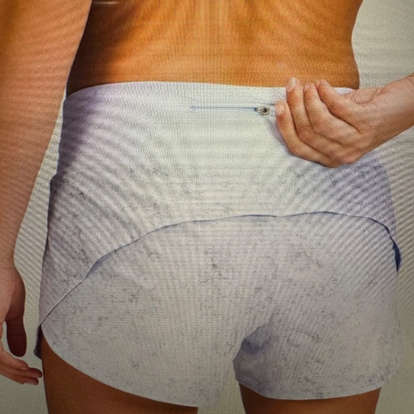 Lululemon Speed Up Mid-Rise Lined Short 4" - Picture 6 of 6